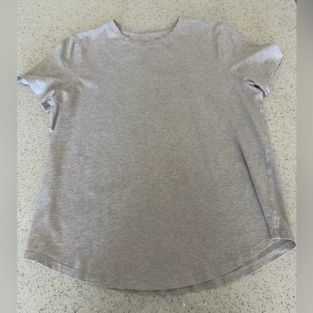 lululemon athletica Gray Short Sleeve Tee